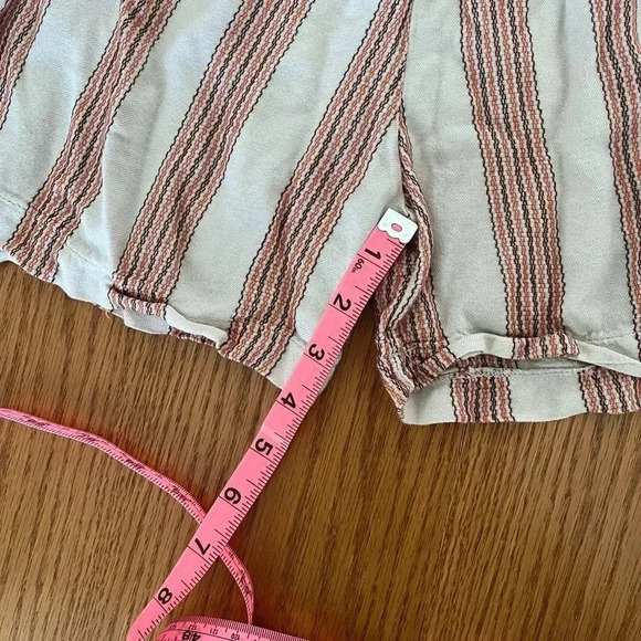 Striped Paperbag Shorts | Stretch Waist with Pockets | Breathable Istanbul Style - Picture 5 of 7